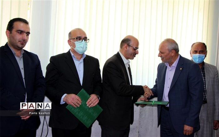 عبدالرحیم احمدزاده رییس اداره  آموزش و پرورش ناحیه یک ساری شد
