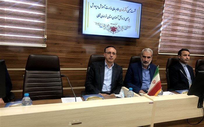 دانش‌آموزان برگزیده حلقه‌های میانی آموزش و پرورش هستند