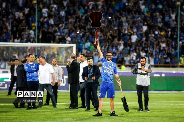 جشن قهرمانی تیم فوتبال استقلال
