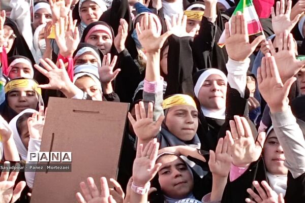 اجرای سرود سلام فرمانده در شهرستان فردیس کرج