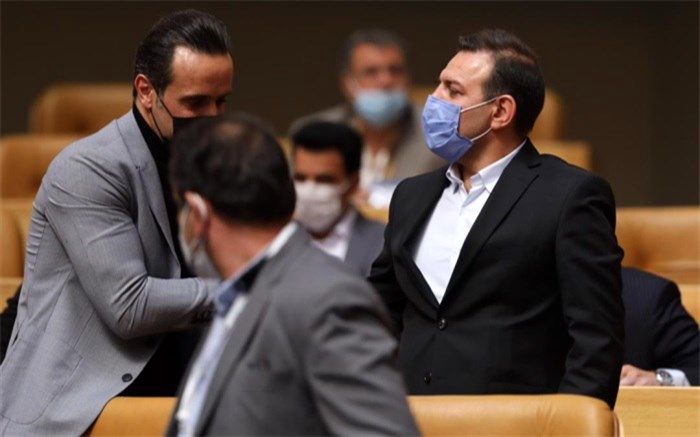 پاسخ تند علی کریمی به درخواست دوباره برای ریاست فدراسیون؛ با لیموزین هم دنبالم بیایند قبول نمی‌کنم