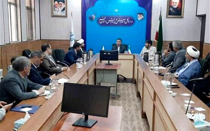 ستادهای ثبت‌نام مدارس سطح سواد والدین دانش‌آموزان را تعیین کنند