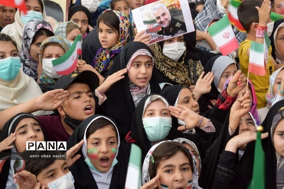 اجرای سرود سلام فرماند در قزوین