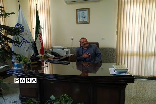 آیین تکریم و معارفه مدیر آموزش و پرورش شاهین‌شهر