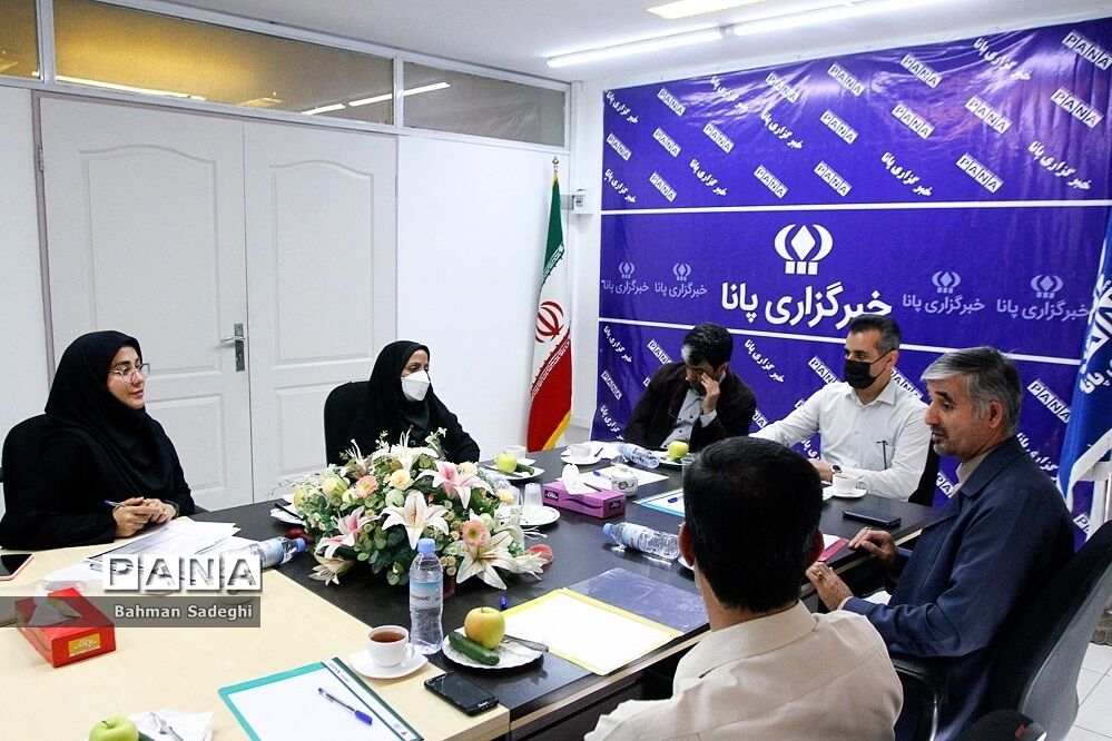 نشست نمایندگان اداره‌کل عشایر و سازمان دانش‌آموزی با موضوع برگزاری اردوی سراسری دانش‌آموزان عشایر در مشهد