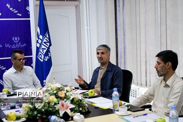 نشست نمایندگان اداره‌کل عشایر و سازمان دانش‌آموزی با موضوع برگزاری اردوی سراسری دانش‌آموزان عشایر در مشهد