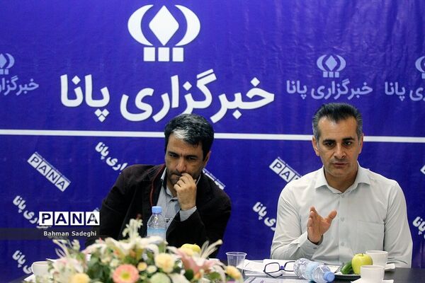 نشست نمایندگان اداره‌کل عشایر و سازمان دانش‌آموزی با موضوع برگزاری اردوی سراسری دانش‌آموزان عشایر در مشهد