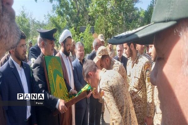 شمیم خوش پرچم بارگاه رضوی شهر میانه را عطرآگین کرد
