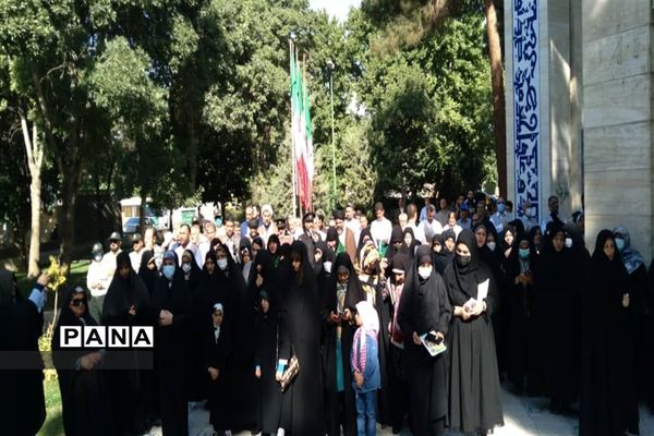 مراسم استقبال از کاروان خادمان  پرچم حرم امام رضا(ع) درشهرستان نظرآباد