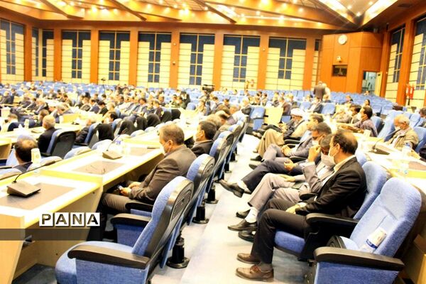 حضور وزیر آموزش و پرورش در نشست شورای اداری استان همدان