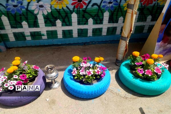 برگزاری ویژه برنامه‌های دهه کرامت در آخرین روزهای سال تحصیلی در مدارس ابتدایی مشهد