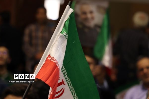 دیدار رئیس جمهوری با اقشار مختلف مردم در تبریز