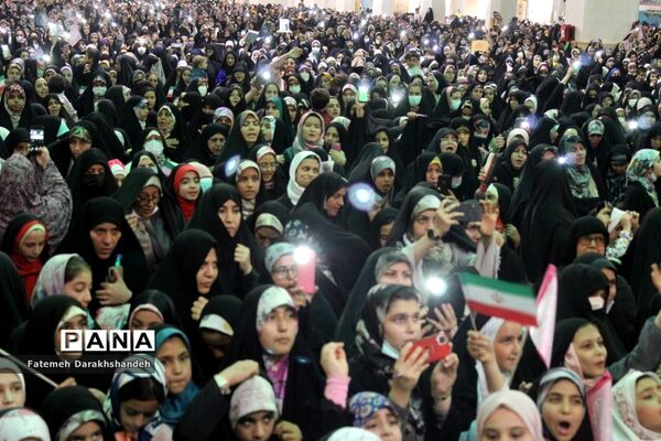 مراسم جشن دختران ایران قوی در قم-2