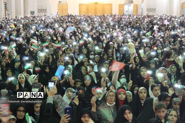 مراسم جشن دختران ایران قوی در قم-2