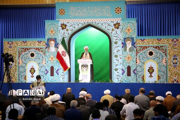 اقامه نماز جمعه در ساری