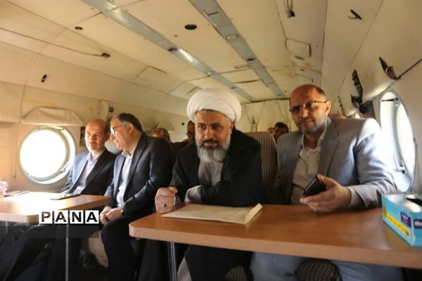 جلسه مشترک مدیران صنعت آب و برق استان زنجان با حضور وزیر نیرو