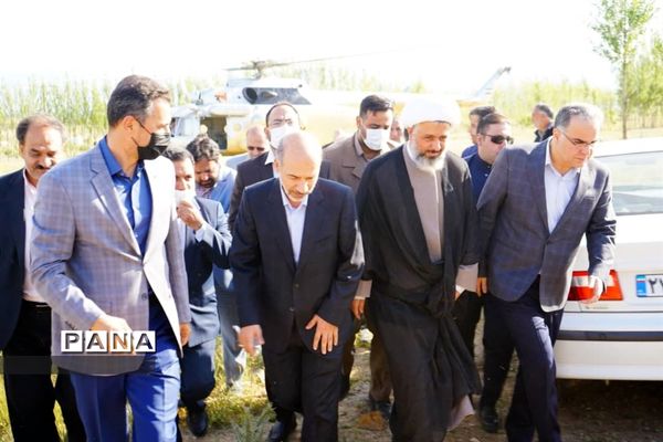 جلسه مشترک مدیران صنعت آب و برق استان زنجان با حضور وزیر نیرو