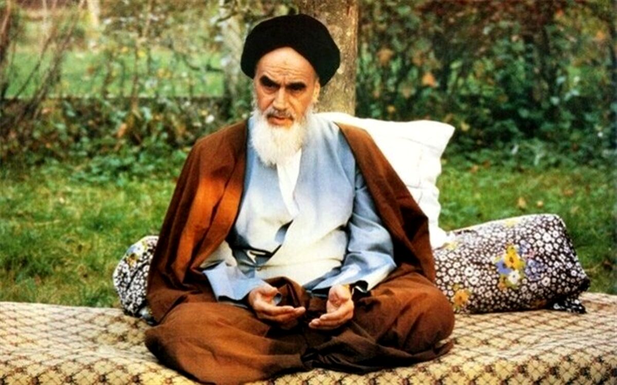 امام (ره) خدامحوری و مردم‌باوری را سرلوحه اصلی برای موفقیت می‌دانستند
