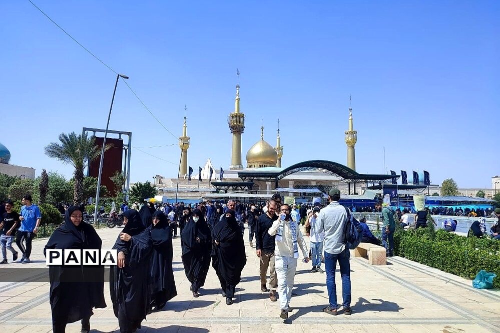 کاروان اعزامی به مراسم ارتحال امام خمینی از رودهن