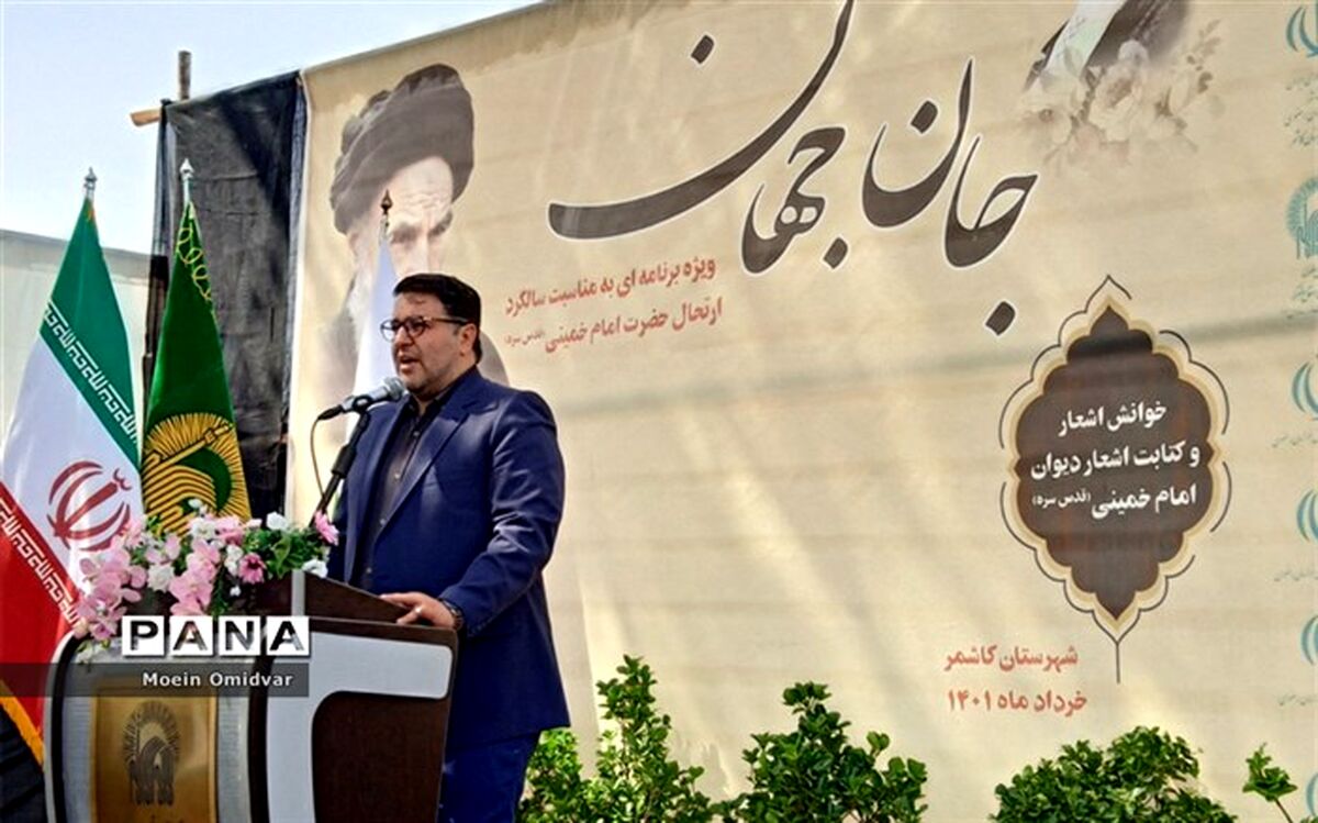 امام خمینی، بایستی با ابزار هنر و ادبیات به نسل امروز معرفی شود
