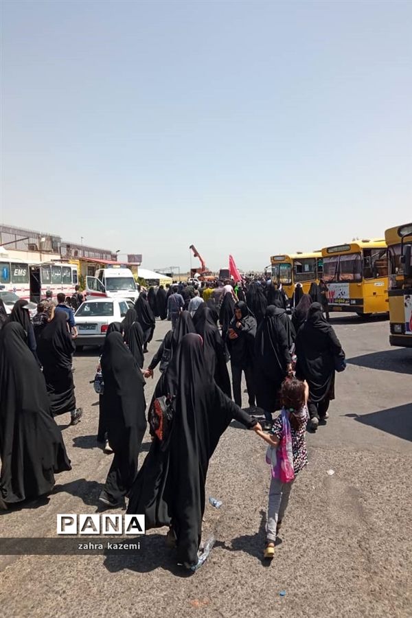 حضورمردم دماوند در مراسم سالگرد امام خمینی (ره)