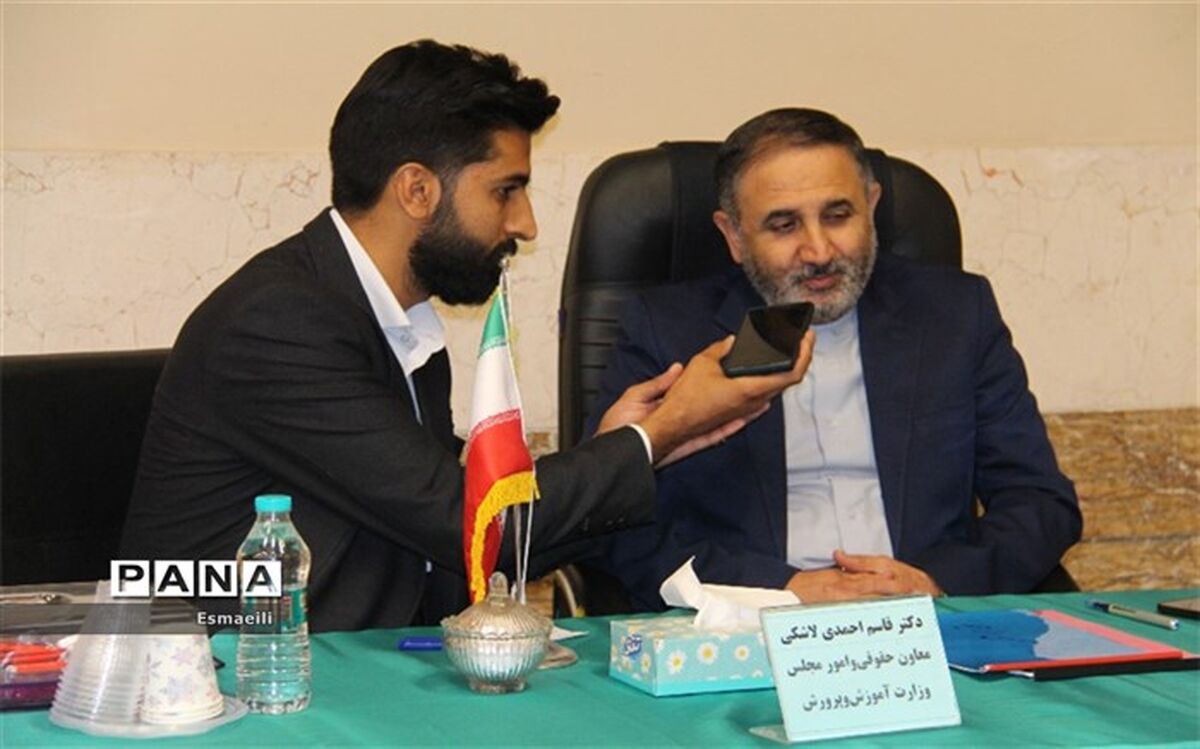 حضور در استان‌ها مشکلات زیادی از فرهنگیان را حل کرده است