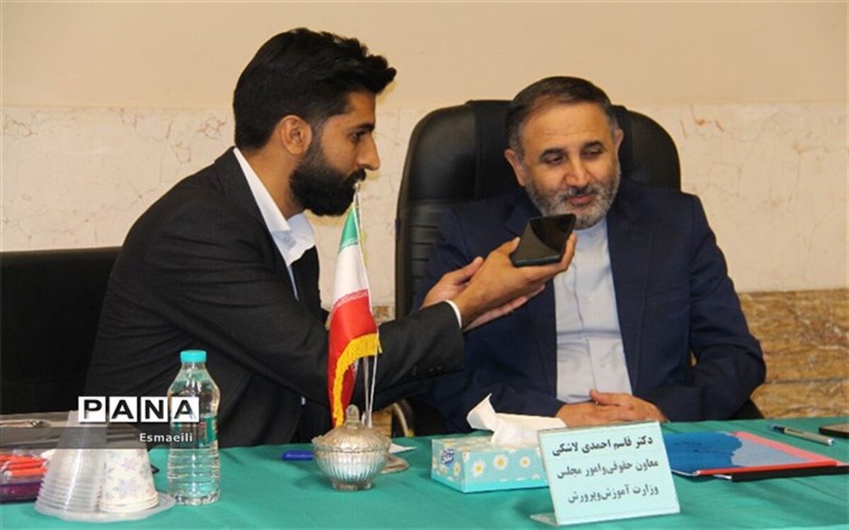 حضور در استان‌ها مشکلات زیادی از فرهنگیان را حل کرده است