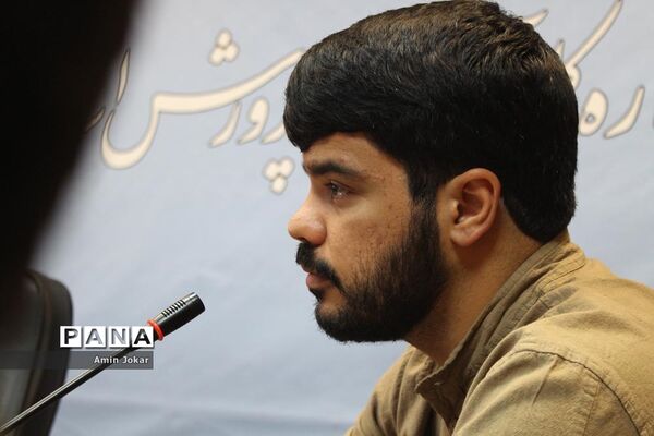 جلسه هم‌اندیشی سازمان سیما، منظر و فضای سبز شهری شهرداری شیراز و سازمان دانش آموزی استان فارس
