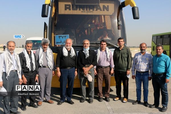 حضور کاروان های زیارتی استان قم در مراسم سالگرد ارتحال امام خمینی(ره)-1