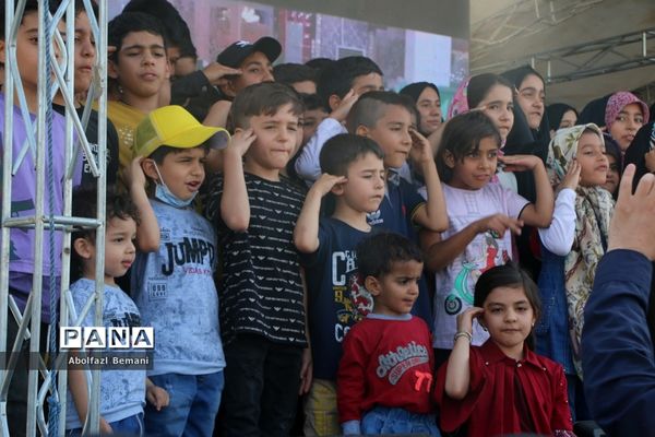 حضور کاروان های زیارتی استان قم در مراسم سالگرد ارتحال امام خمینی(ره)-1