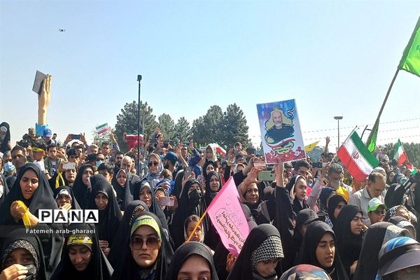 اجرای سرود سلام فرمانده در پاکدشت