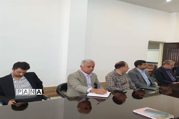 کلاس آموزشی گل و گیاه در شهرستان محمودآباد