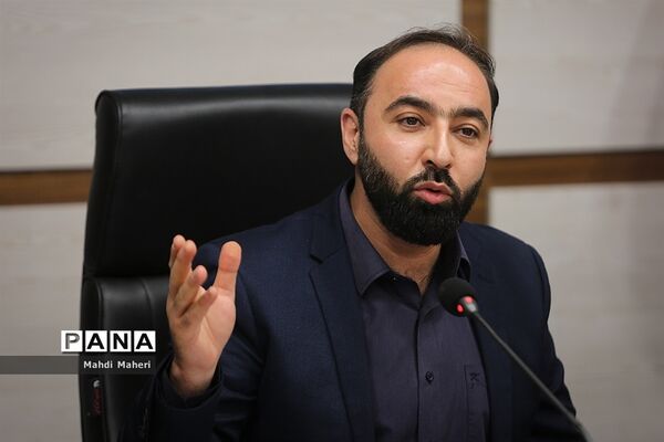 نشست خبری قائم مقام معاون وزیر در سازمان دانش‌آموزی با اصحاب رسانه