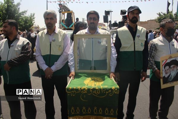 راهپیمایی یوم‌الله 15 خرداد در قم-2