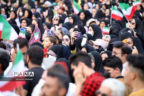 اجتماع بزرگ دانش‌آموزی «سلام فرمانده» شهرستان پیشوا