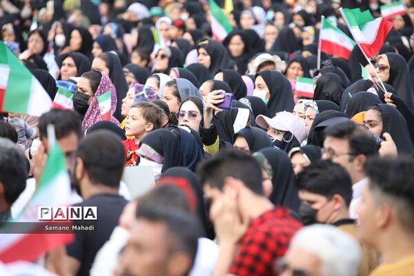 اجتماع بزرگ دانش‌آموزی «سلام فرمانده» شهرستان پیشوا