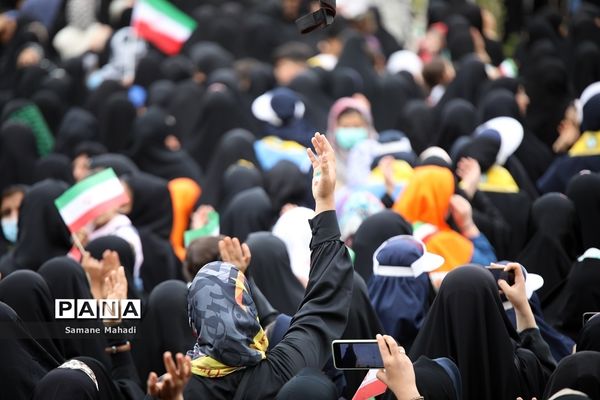 اجتماع بزرگ دانش‌آموزی «سلام فرمانده» شهرستان پیشوا