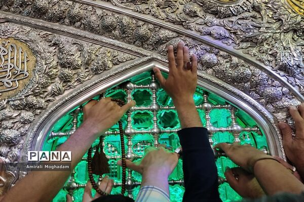 حریم مطهر رضوی در دهه کرامت