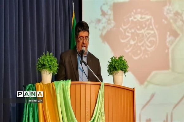 تجلیل از منتخبین طرح‌های پرورشی در جوادآباد