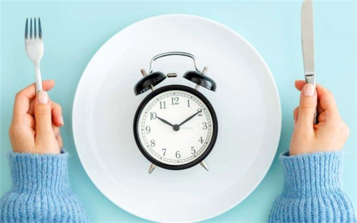 چه زمانی غذا بخوریم تا دچار پیری زودهنگام نشویم؟