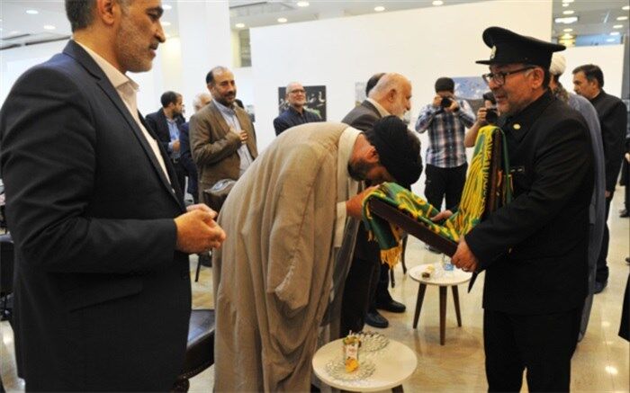 نمایشگاه «مهر ثامن» با محوریت امام رضا(ع) افتتاح شد