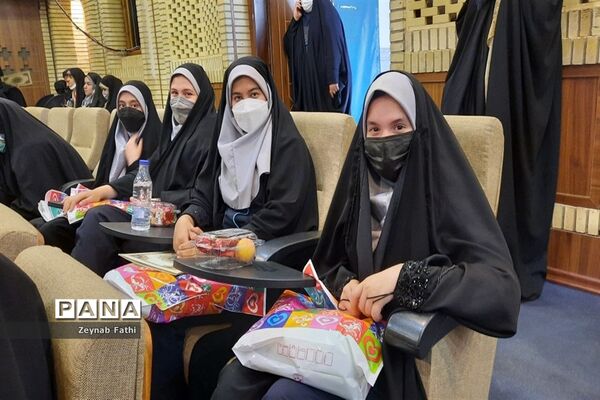 برگزاری جشن گرامیداشت دهه کرامت در سالن سپاه منطقه ۱۴