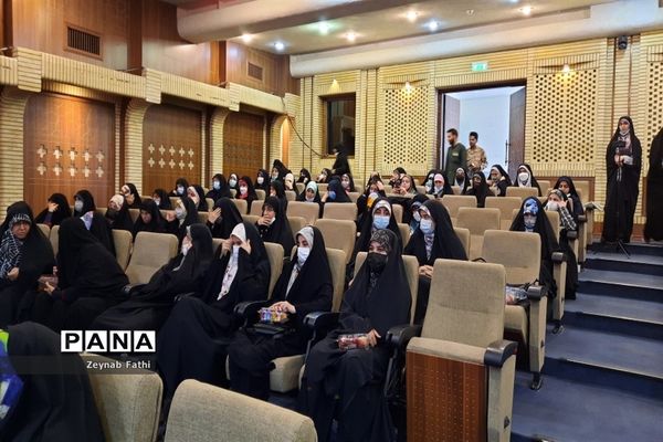 برگزاری جشن گرامیداشت دهه کرامت در سالن سپاه منطقه ۱۴