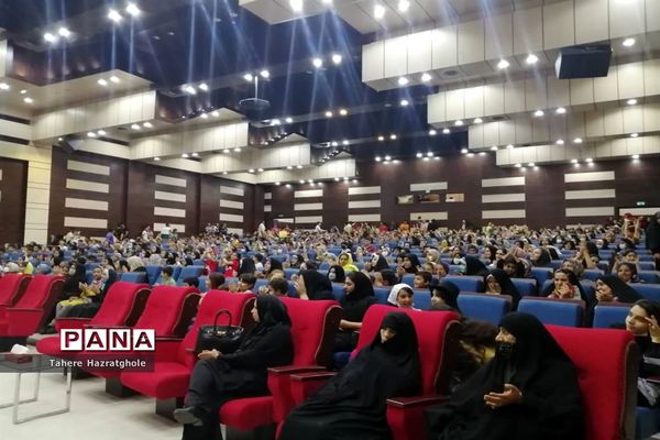 جشن ولادت امام رضا(ع) در فرهنگسرای بعثت صفادشت