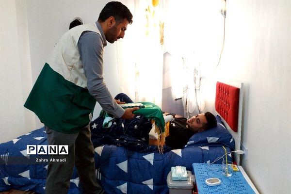 پرچم گردانی حرم مطهر رضوی در میاندورود