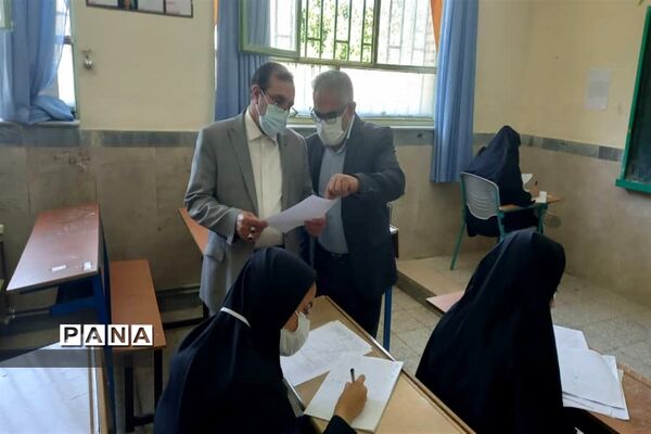 بازدید نماینده مجلس شورای اسلامی شهرستان‌های نظرآباد، ساوجبلاغ، طالقان و چهارباغ  از امتحانات نهایی پایه دوازدهم