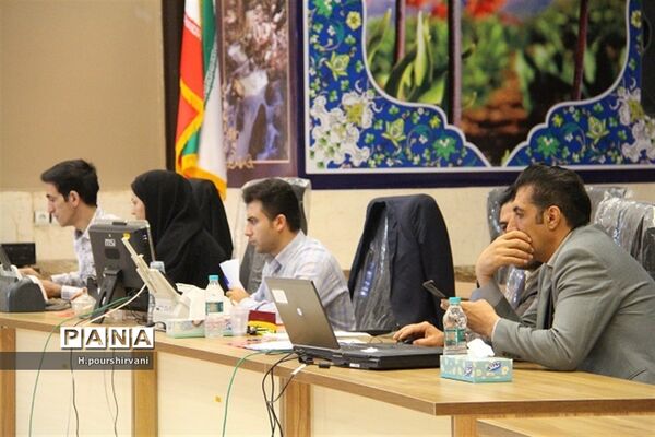 ملاقات مردمی با معاون حقوقی و امورمجلس وزیر آموزش و پرورش در شهرکرد