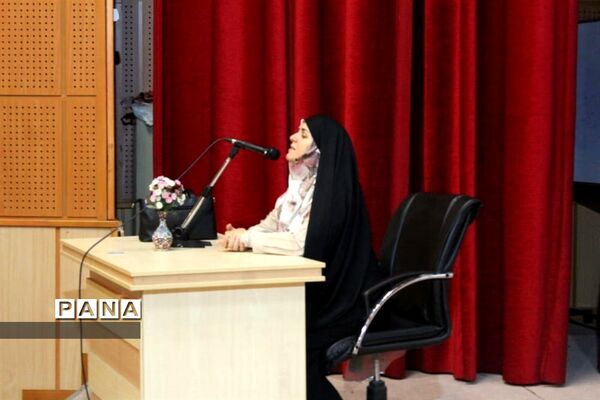 همایش جشن دختران کریمه در قم