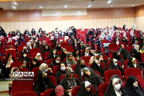 همایش جشن دختران کریمه در قم