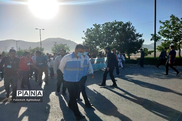 همایش پیاده‌روی امام رضایی‌ها در شهرکرد